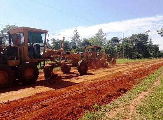 Trabajos_en_caminos_vecinales.jpg